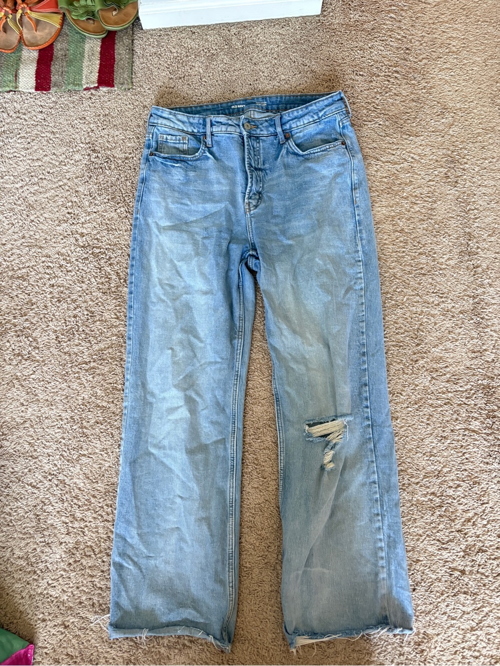 Old Navy Light Blue Wide-Leg Distressed Jeans